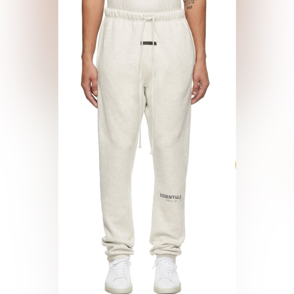 NWT Essentials Fear Of God Essentials Light Oatmeal Sweatpants Size S